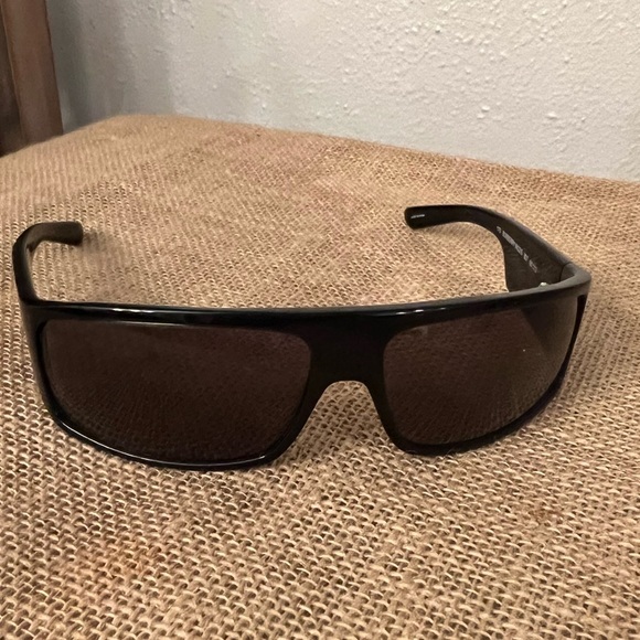 Womens Burberry sunglasses. - Picture 1 of 6
